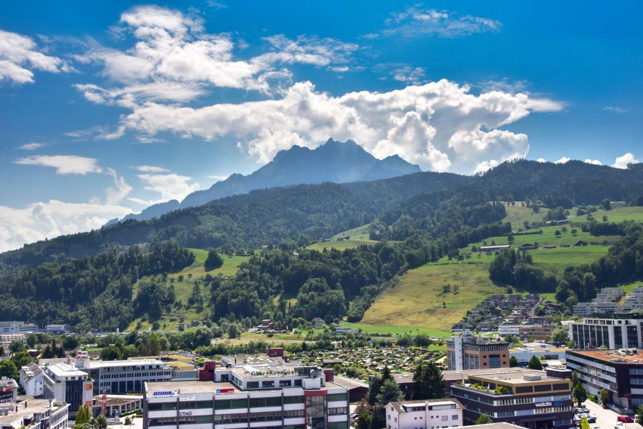 Dream View Apt With Homecinema Netflix & Loggia Lucerne ภายนอก รูปภาพ
